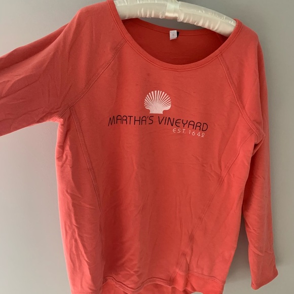Martha’s Vineyard Scoop Neck sweatshirt - Picture 1 of 1